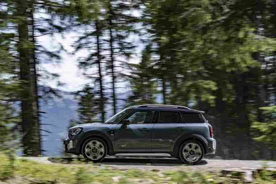 MINI Countryman 6831 96 Car A4 Photo Print