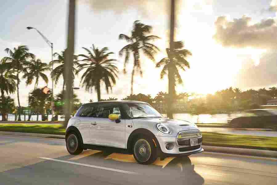 MINI Hatch 6202 105 Car A4 Photo Print