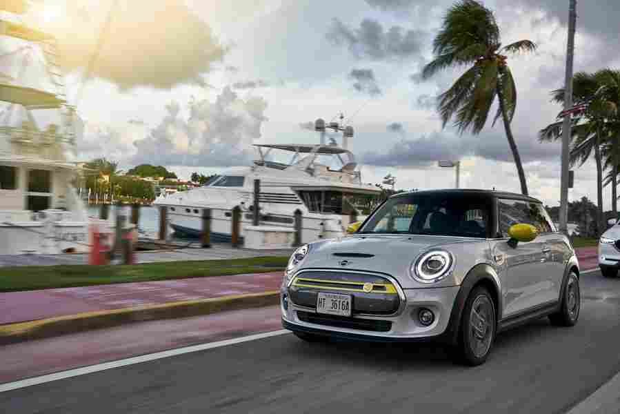 MINI Hatch 6202 122 Car A4 Photo Print