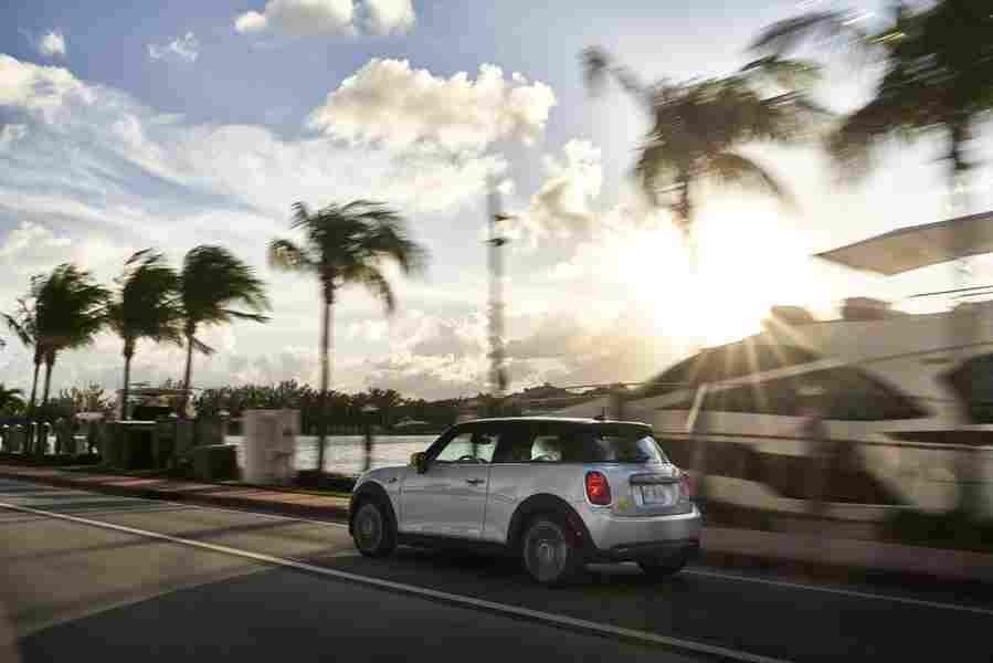 MINI Hatch 6202 137 Car A4 Photo Print