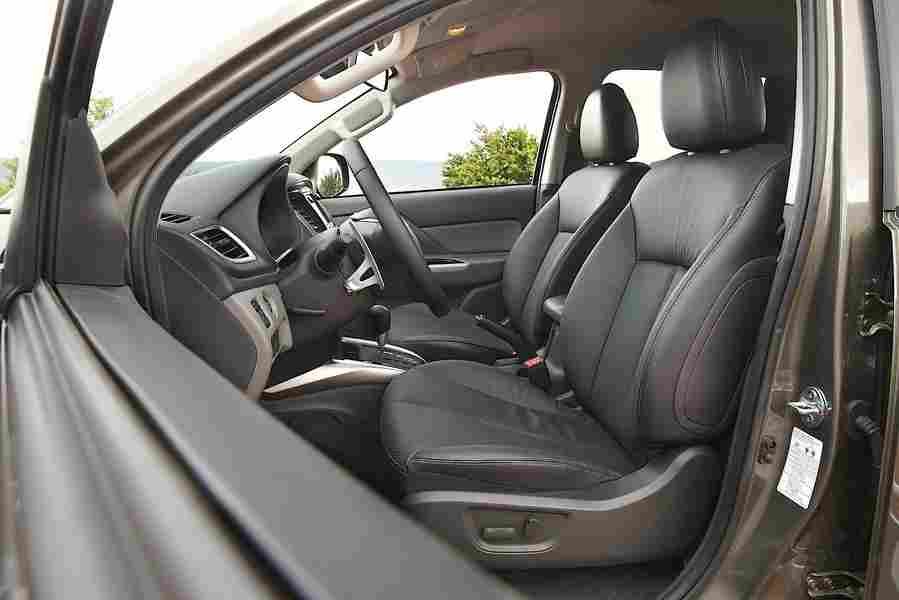 MITSUBISHI L200 Double Cab 5487 14 Car A4 Photo Print