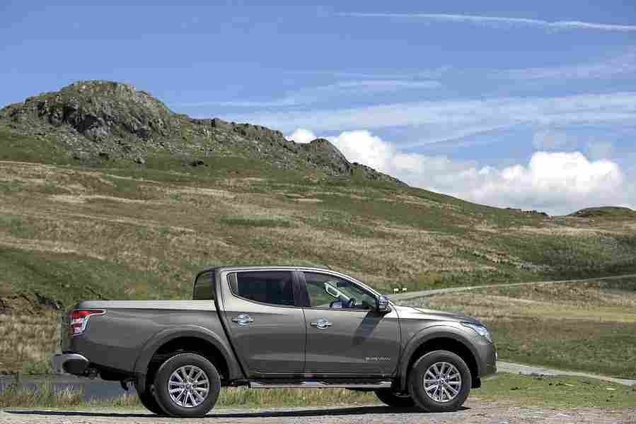 MITSUBISHI L200 Double Cab 5487 25 Car A4 Photo Print