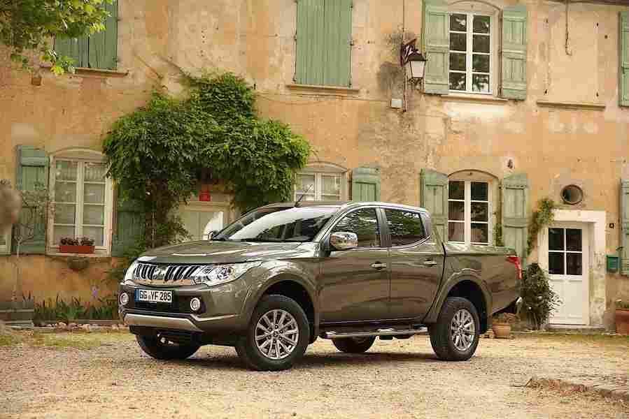 MITSUBISHI L200 Double Cab 5487 31 Car A4 Photo Print