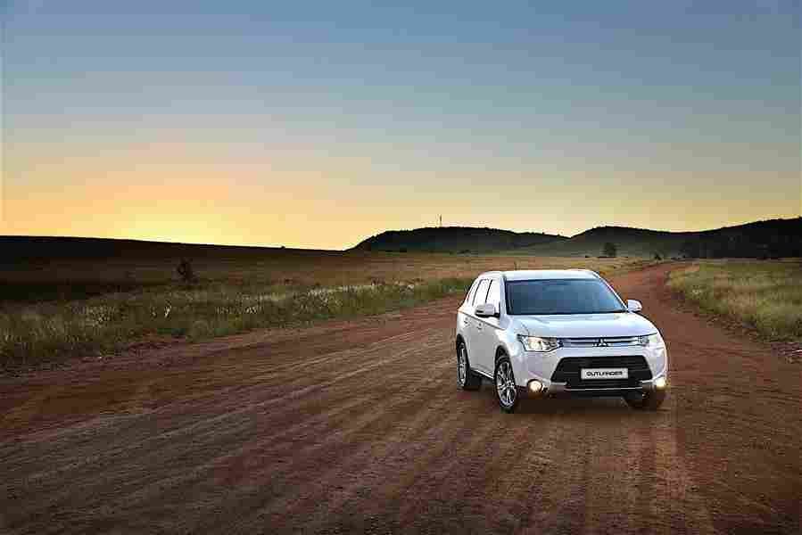 MITSUBISHI Outlander 5404 58 Car A4 Photo Print