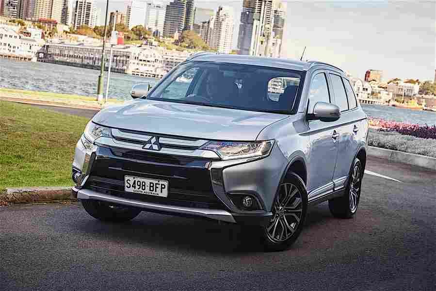 MITSUBISHI Outlander 5404 74 Car A4 Photo Print