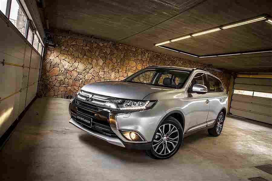 MITSUBISHI Outlander 5404 77 Car A4 Photo Print