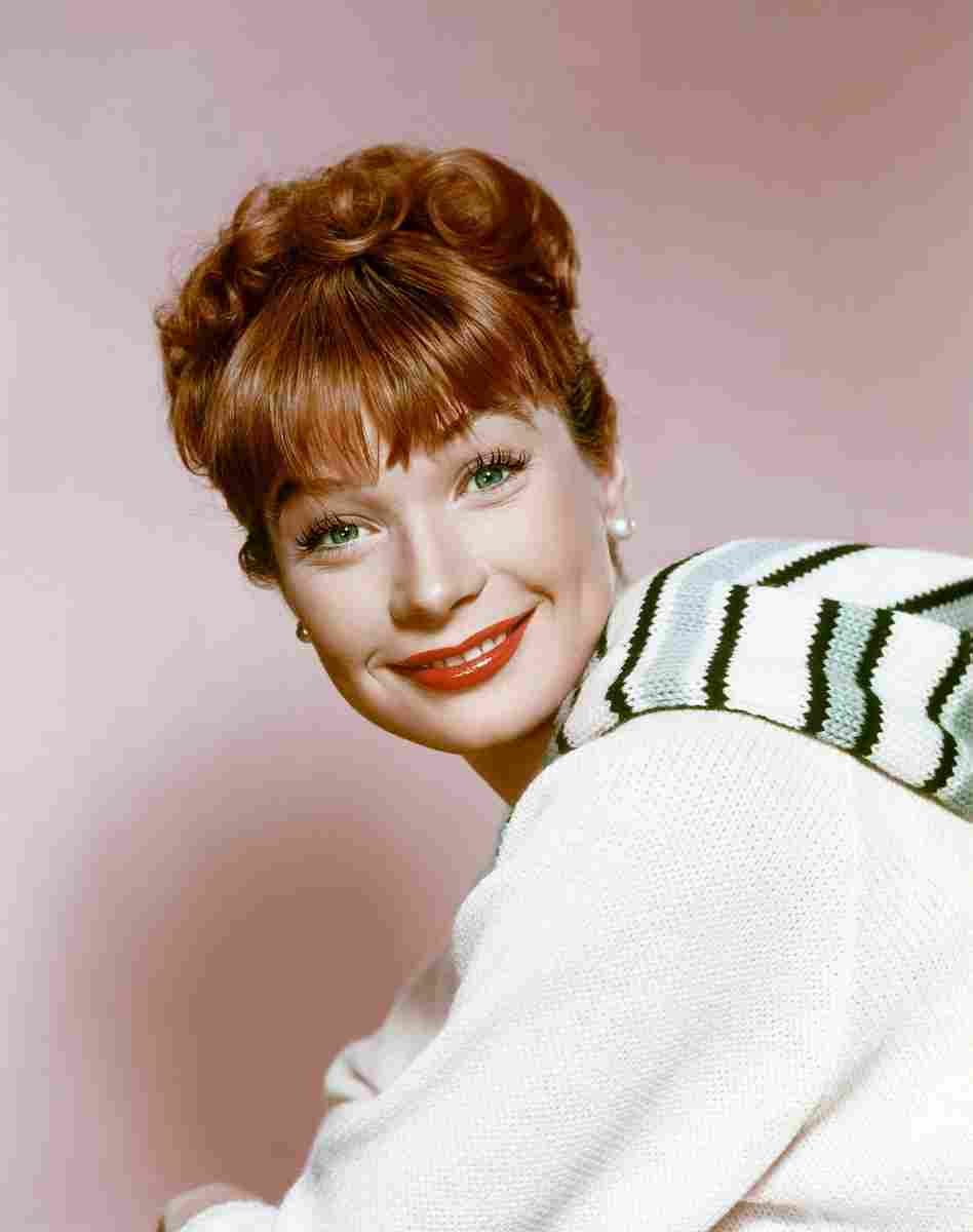 MacLaine Shirley 9 film star poster A4 Photo Print