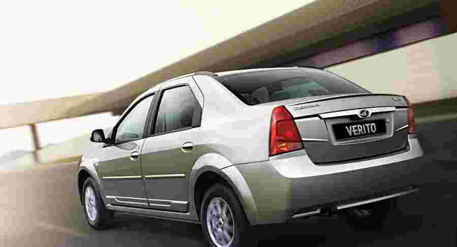 MahindraVerito 4738 4 Car A4 Photo Print