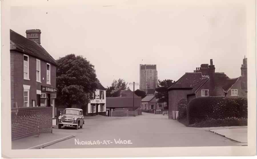 Margate Nicholas At Wade Vintage A4 Photo Print