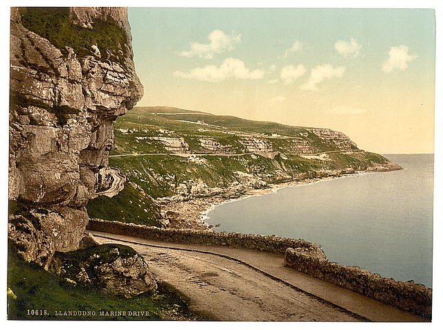 Marine Drive Llandudno Vintage A4 Photo Print