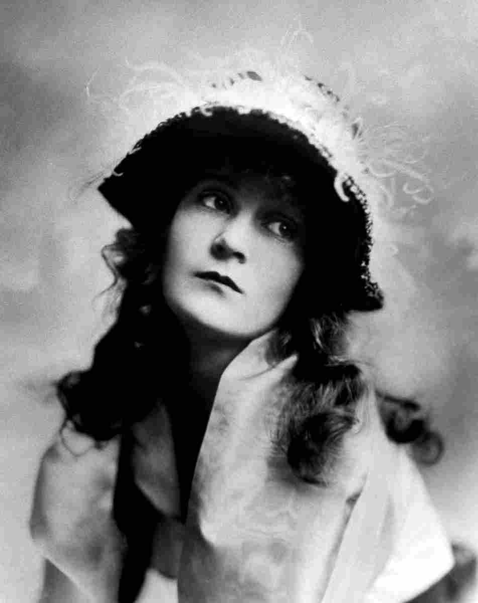 Marsh Mae 1 film star poster A4 Photo Print