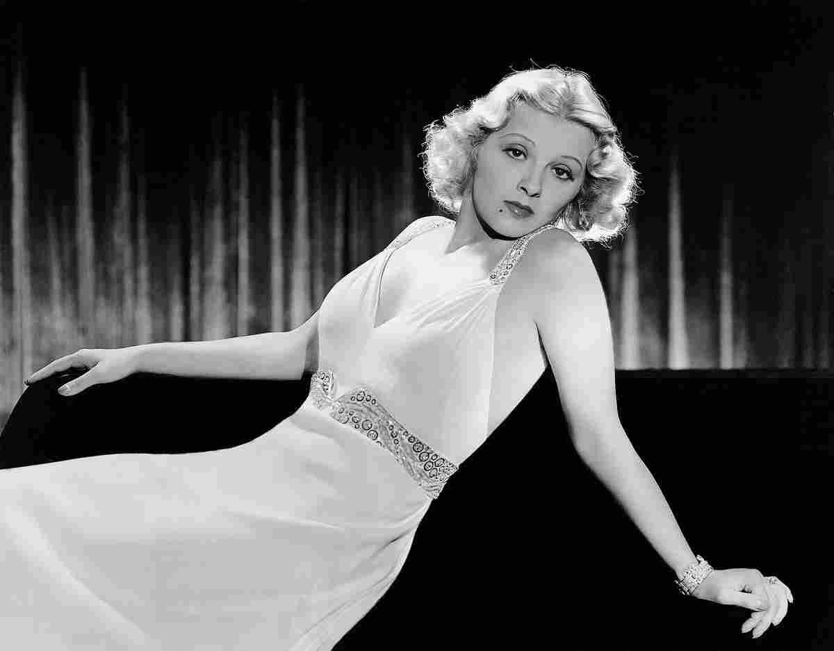 Massey Ilona 1S film star poster A4 Photo Print