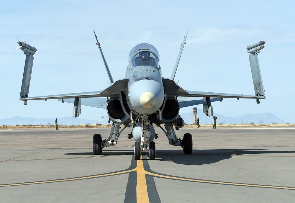 Mcdonnell Douglas Cf18 Hornet Multirole Fighter Royal Canadian Air Force 11 A4 Photo Print