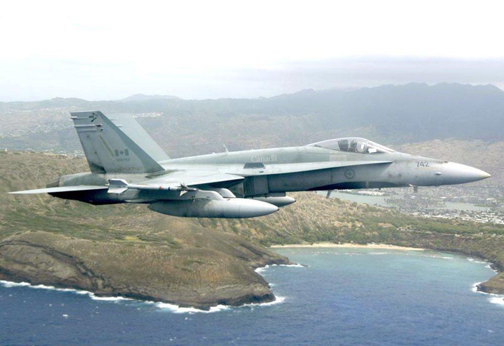 Mcdonnell Douglas Cf18 Hornet Multirole Fighter Royal Canadian Air Force 13 A4 Photo Print