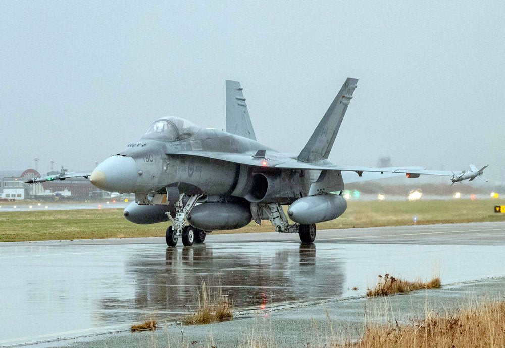 Mcdonnell Douglas Cf18 Hornet Multirole Fighter Royal Canadian Air Force 2 A4 Photo Print