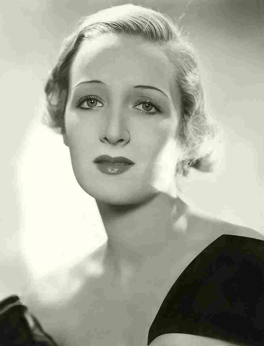 Melchior Elaine 1S film star poster A4 Photo Print