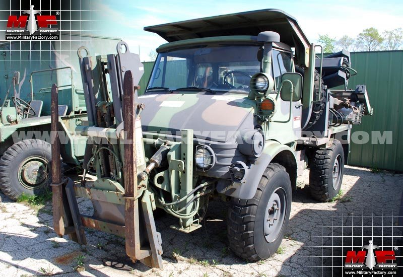 Mercedes Benz Unimog Truck A4 Photo Print