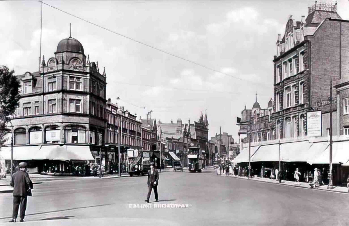 Middlesex Ealing Broadway 1920s Vintage A4 Photo Print