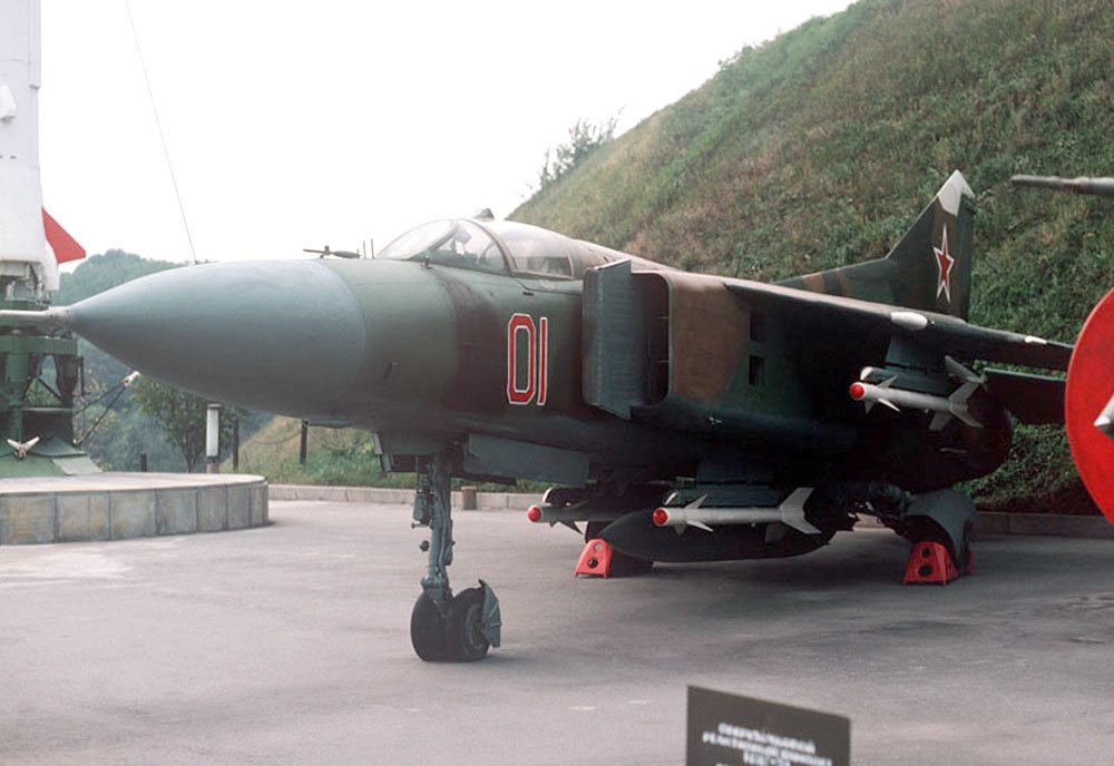 Mikoyan Gurevich Mig23 Flogger Swing Wing Interceptor Soviet Union 13 A4 Photo Print