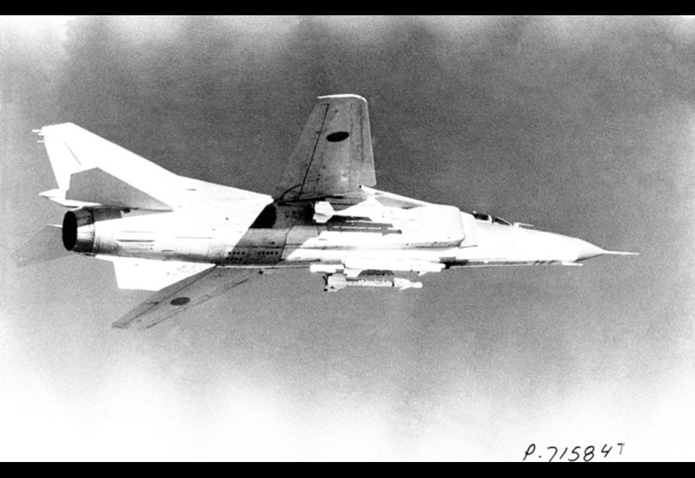 Mikoyan Gurevich Mig23 Flogger Swing Wing Interceptor Soviet Union 17 A4 Photo Print