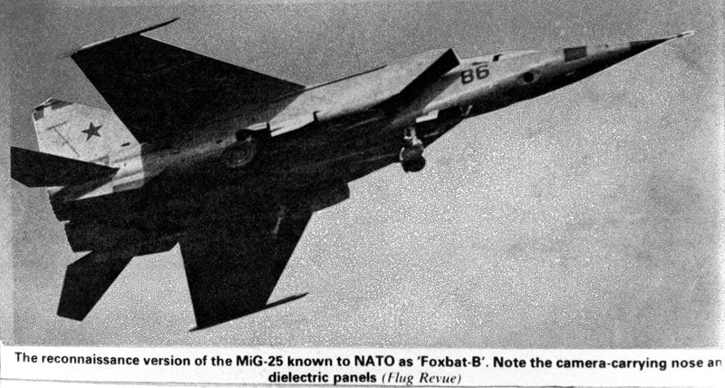 Mikoyan Gurevich Mig25 Foxbat 14 A4 Photo Print