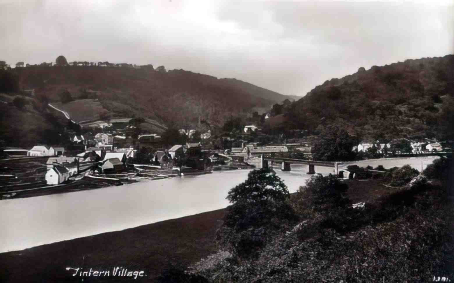 Monmouthshire Tintern Village Vintage A4 Photo Print