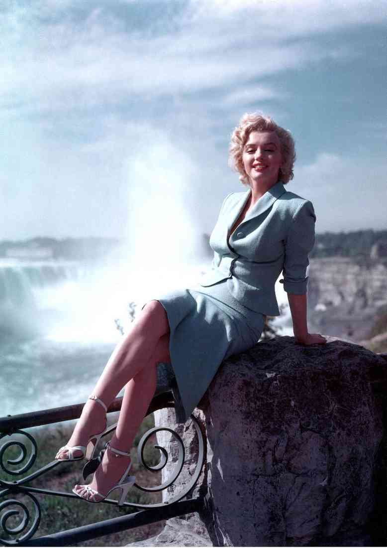 Monroe Marilyn Niagara 3 A4 Photo Print