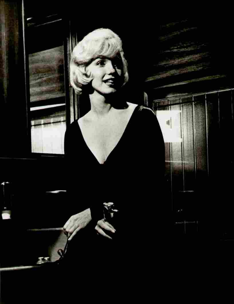 Monroe Marilyn Some Like it Hot z7 film star poster A4 Photo Print