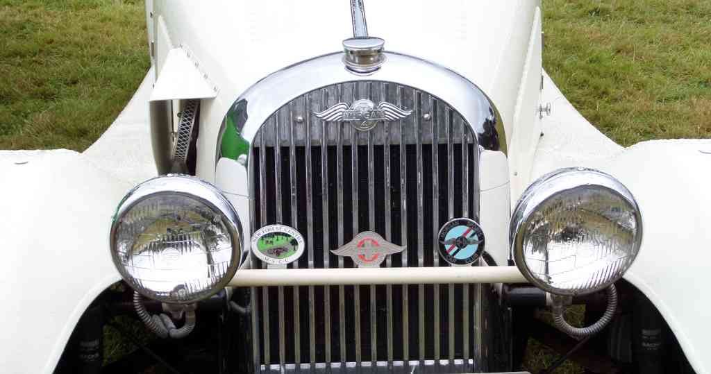 Morgan Bonnet 2424 Grille A4 Photo Print