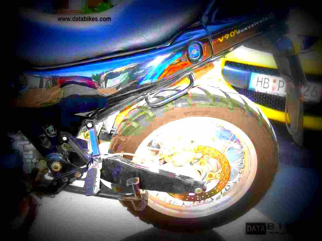 Moto Guzzi Quota 1100 ES 2000 1 motorbike A4 Photo Print