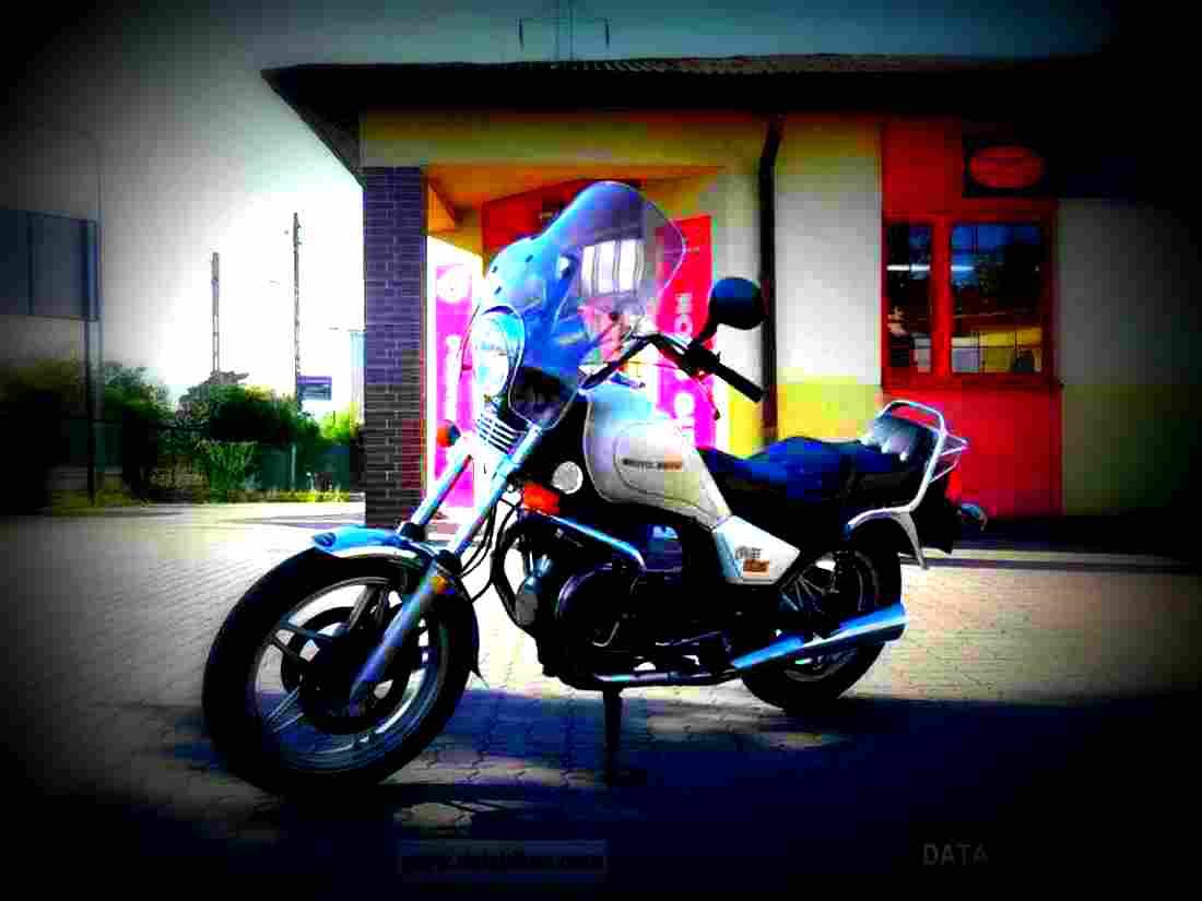 Moto Guzzi V 1000 SP III 1990 4 motorbike A4 Photo Print