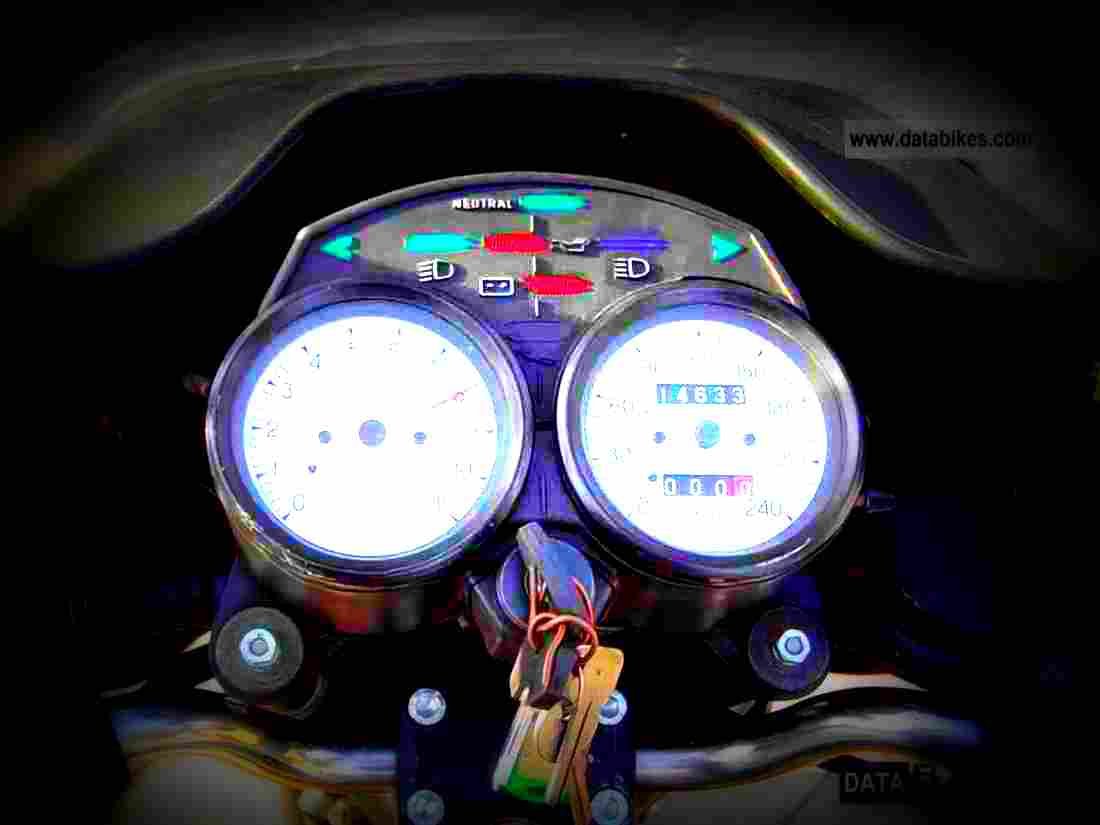 Moto Guzzi V 50 III 1981 3 motorbike A4 Photo Print
