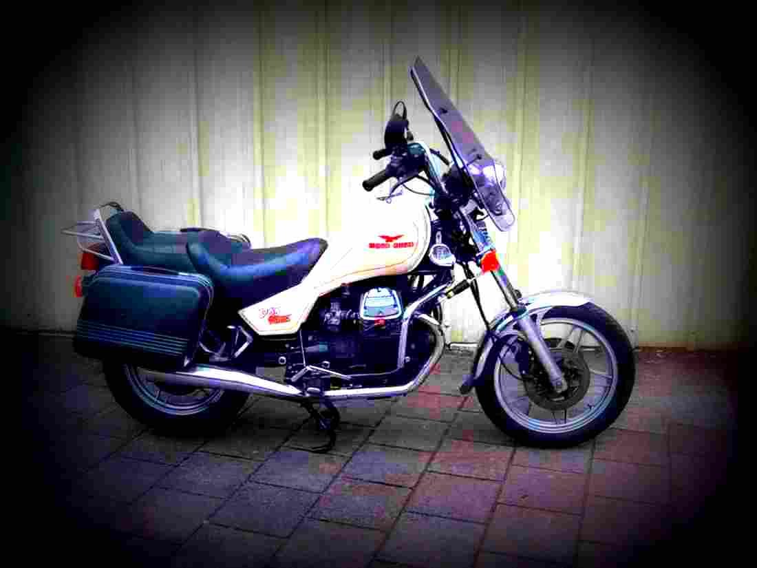 Moto Guzzi V 65 1982 5 motorbike A4 Photo Print