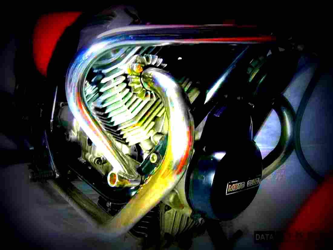 Moto Guzzi V 65 1983 4 motorbike A4 Photo Print