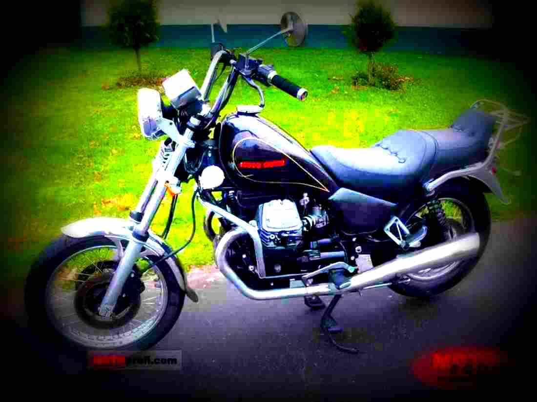 Moto Guzzi V 65 1993 1 motorbike A4 Photo Print