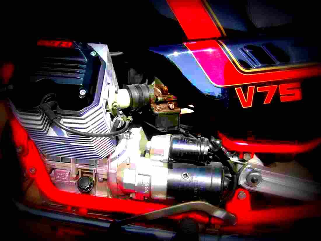 Moto Guzzi V 75 1986 3 motorbike A4 Photo Print