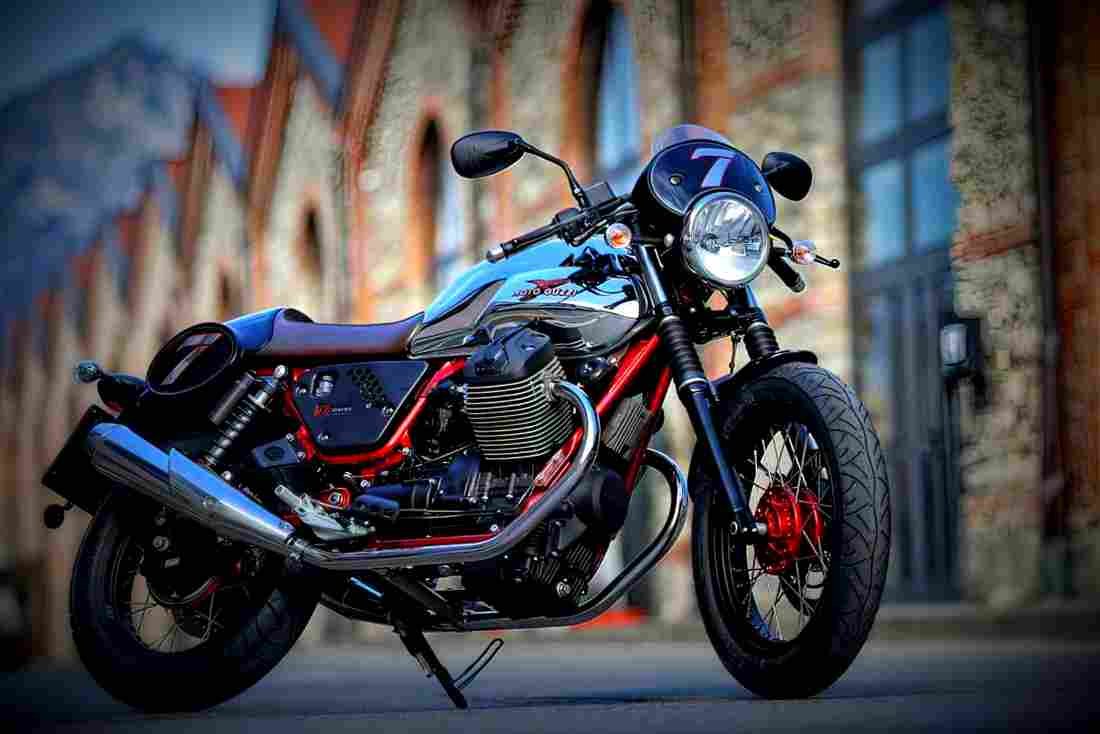 Moto Guzzi V7 II Racer ABS 2017 2 motorbike A4 Photo Print