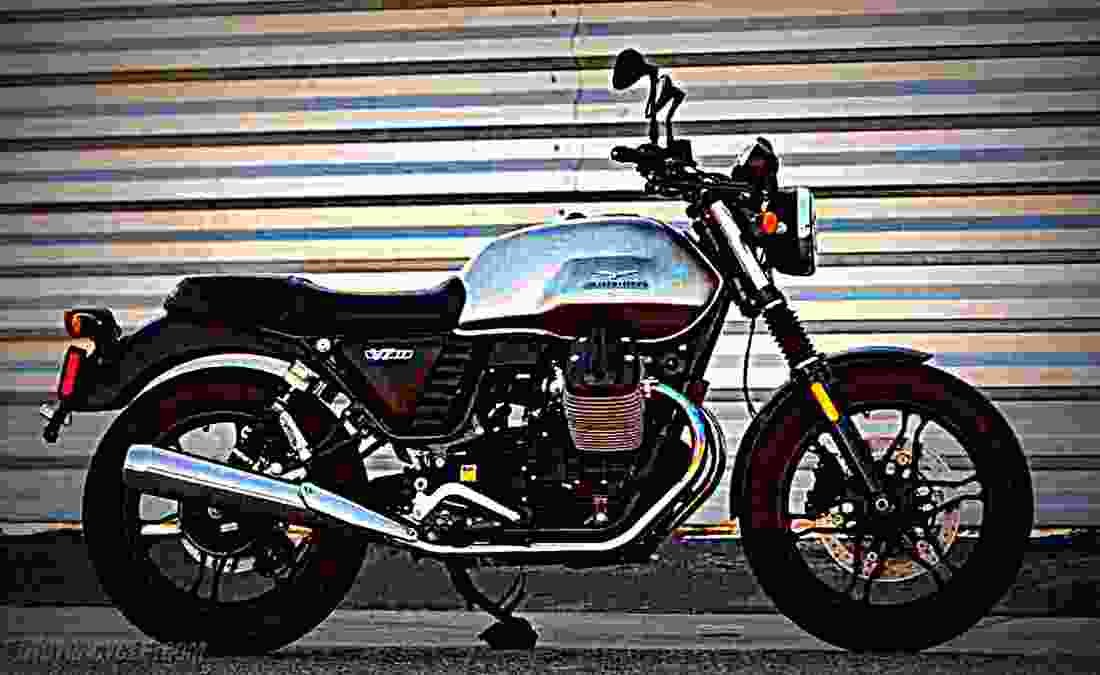 Moto Guzzi V7 II Stone ABS 2017 1 motorbike A4 Photo Print