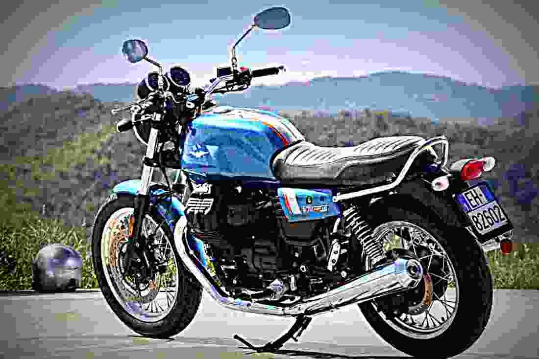 Moto Guzzi V7 III Special 2018 3 motorbike A4 Photo Print