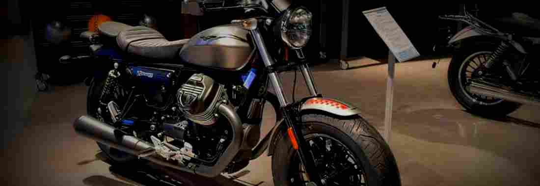 Moto Guzzi V9 Bobber 2017 1 825x284 motorbike A4 Photo Print