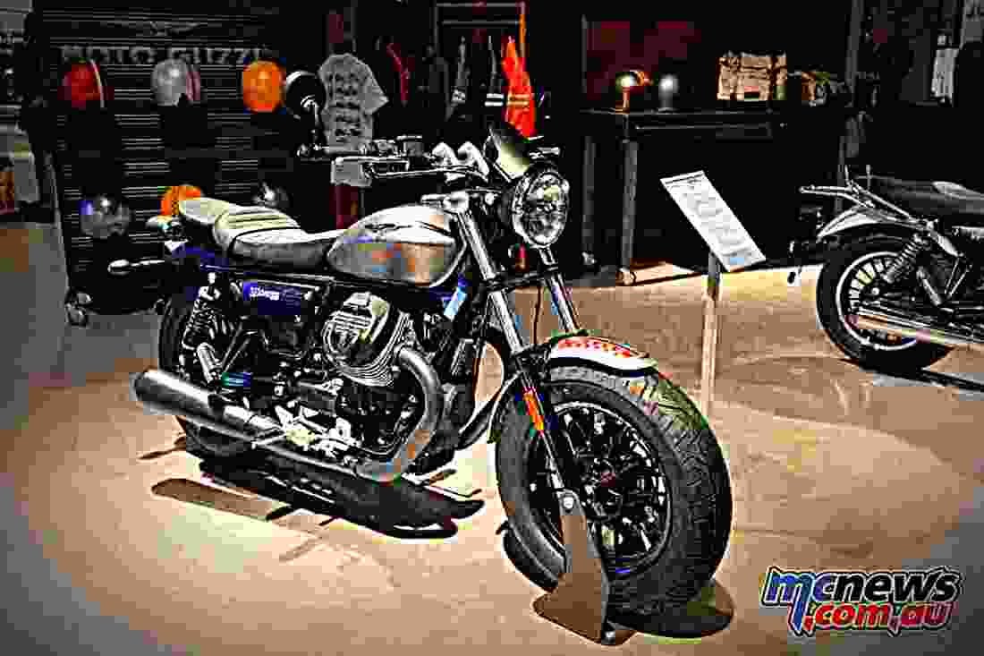 Moto Guzzi V9 Bobber 2017 1 motorbike A4 Photo Print