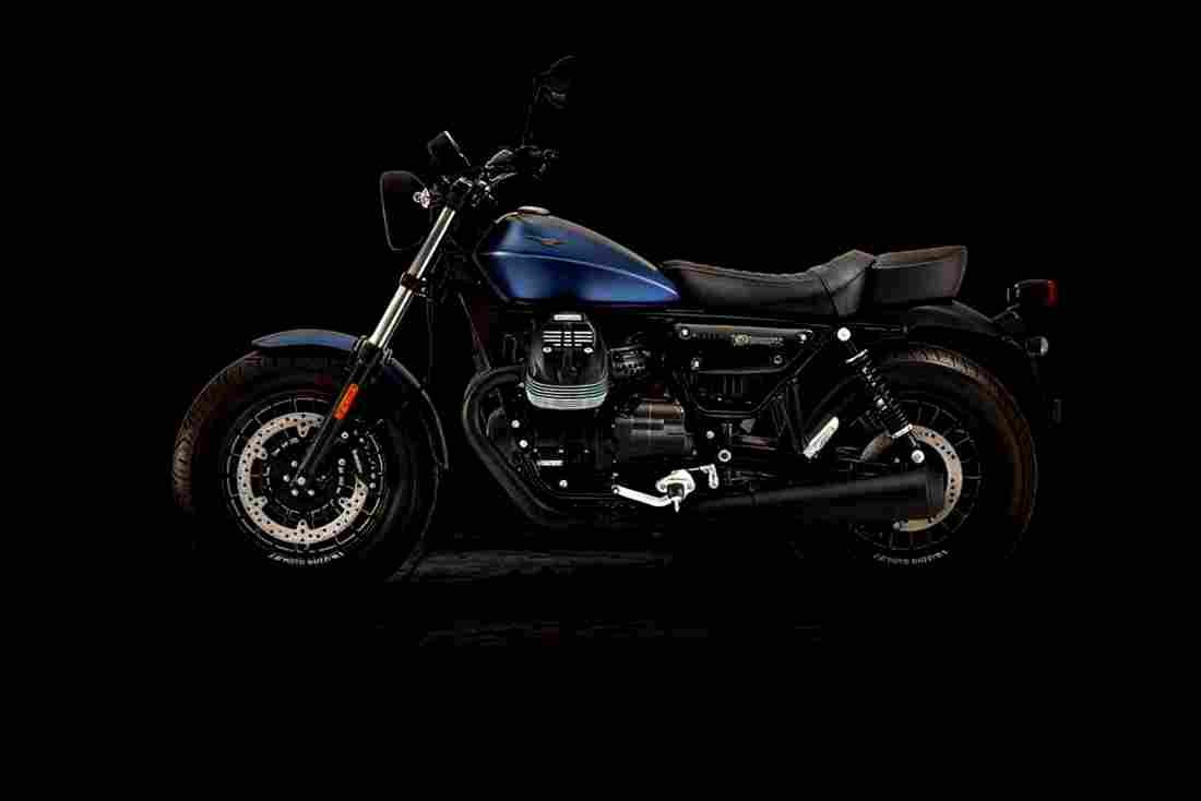 Moto Guzzi V9 Bobber 2018 2 motorbike A4 Photo Print