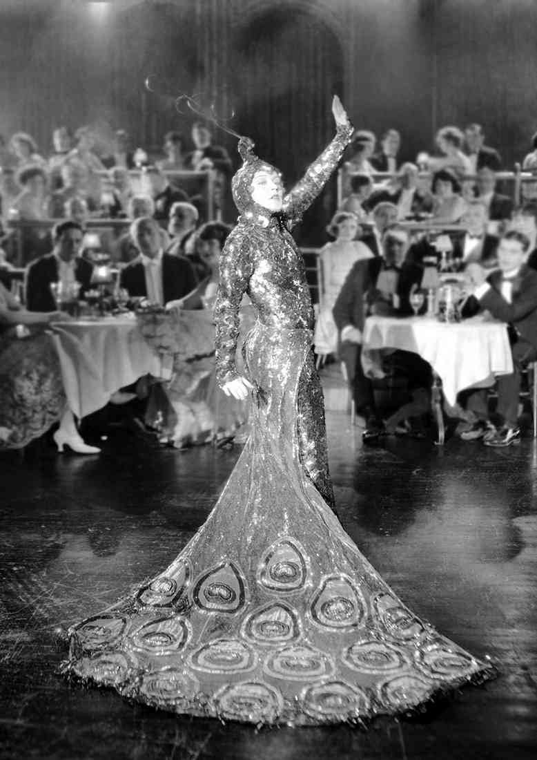 Murray Mae Peacock Alley 1 cropped A4 Photo Print