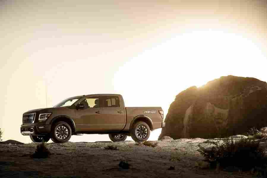 NISSAN Titan Crew Cab 6672 48 Car A4 Photo Print
