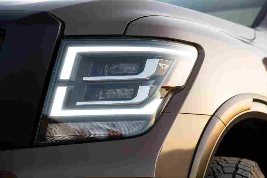 NISSAN Titan Crew Cab 6672 58 Car A4 Photo Print