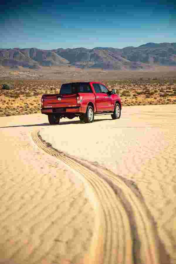 NISSAN Titan Crew Cab 6672 75 Car A4 Photo Print