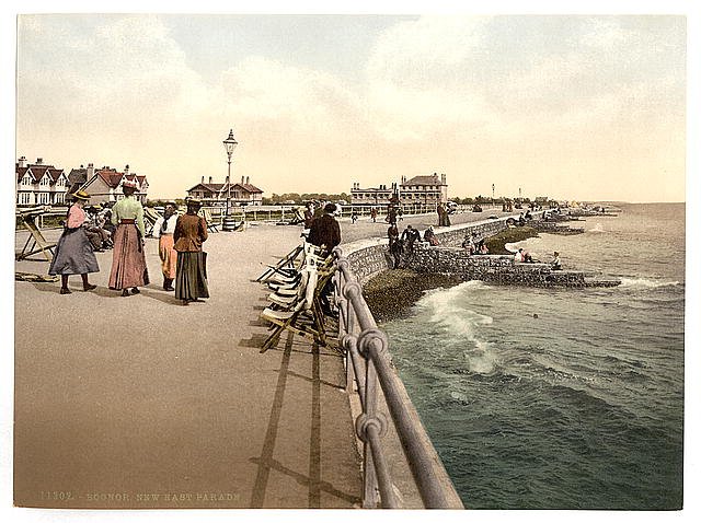 New East Parade Bognor Vintage A4 Photo Print