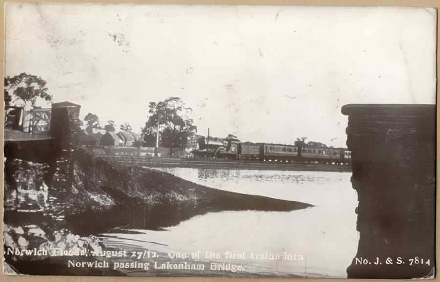 Norfolk England 18086 Vintage A4 Photo Print