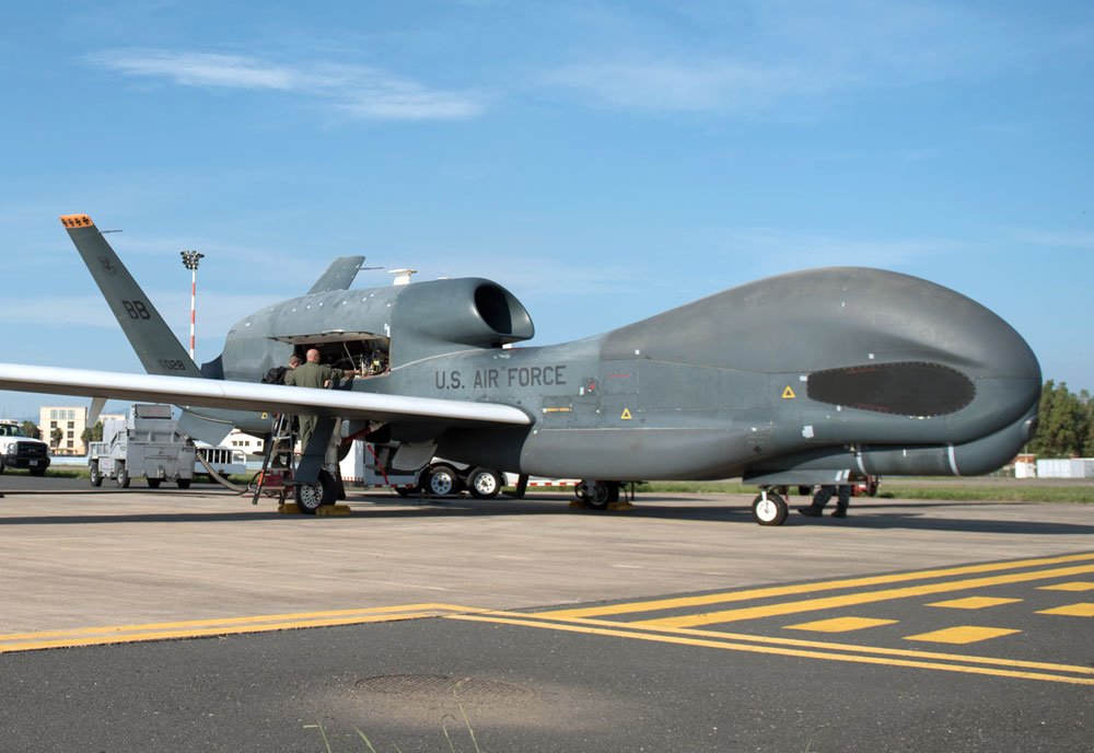 Northrop Grumman Rq4 Global Hawk High Altitude Long Endurance Uav Usa A4 Photo Print
