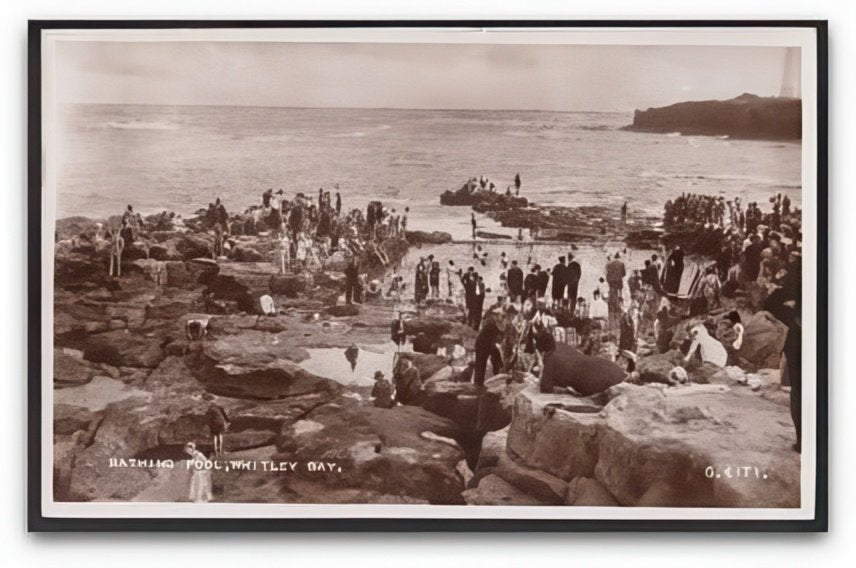 Northumberland Whitley Bay Sea Bathing Pool On Rocks Crowd Watching Vintage A4 Photo Print